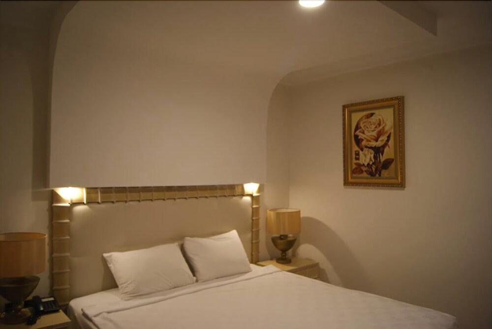 Nfk The House Hotel Анталия Екстериор снимка